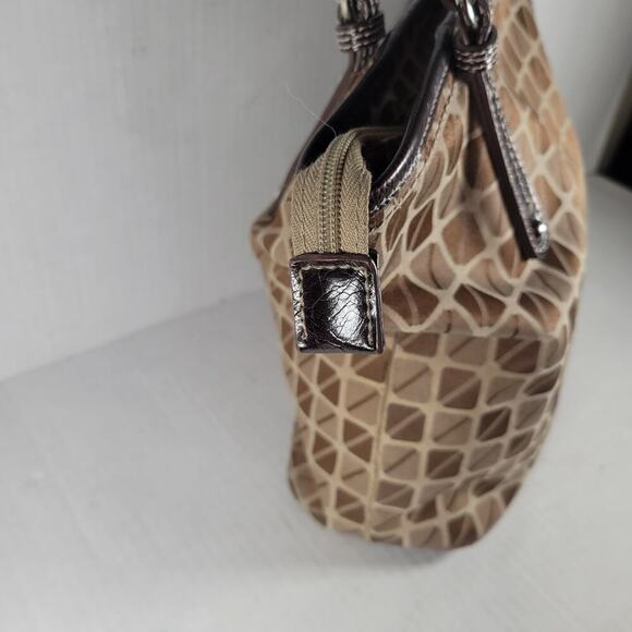 Nine & Co. Nine West Casual Patterned Shoulder Bag with Brown Trim - Picture 6 of 12